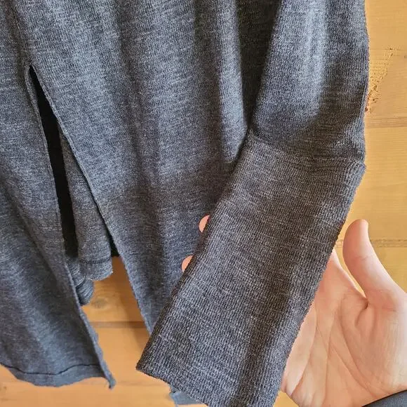 Free People Top Split Back Heathered Gray Turtleneck Blouse S Sweater Shirt Boho - Picture 4 of 5